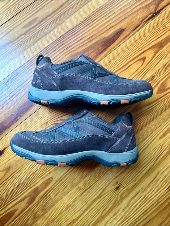 L.L.Bean waterproof slip on main image 5
